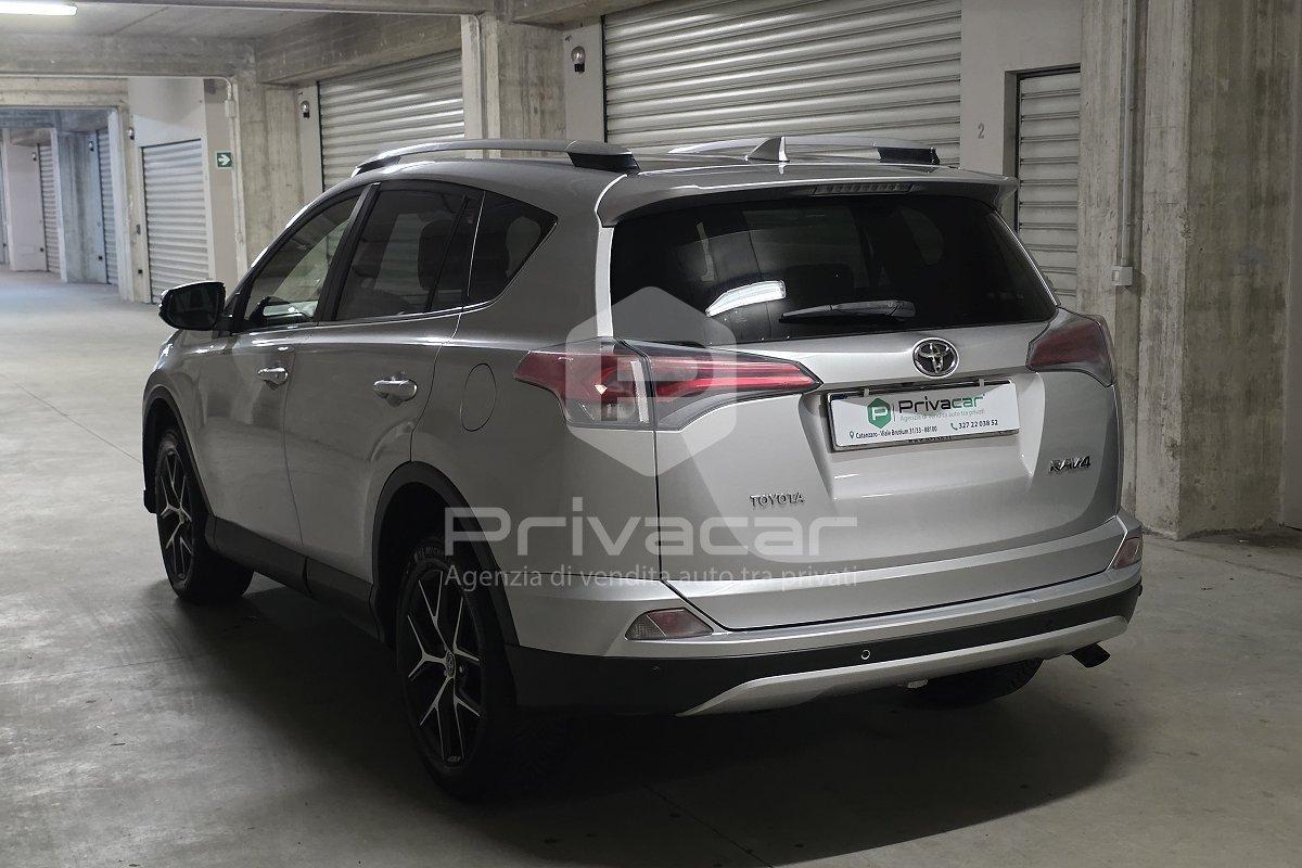 TOYOTA RAV4 2.0 D-4D 2WD Style