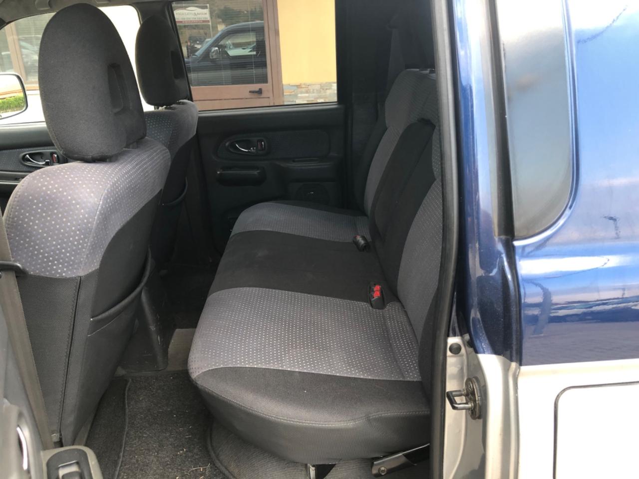 Mitsubishi L200 2.5 TDI 115 cv 4x4 anno 2002