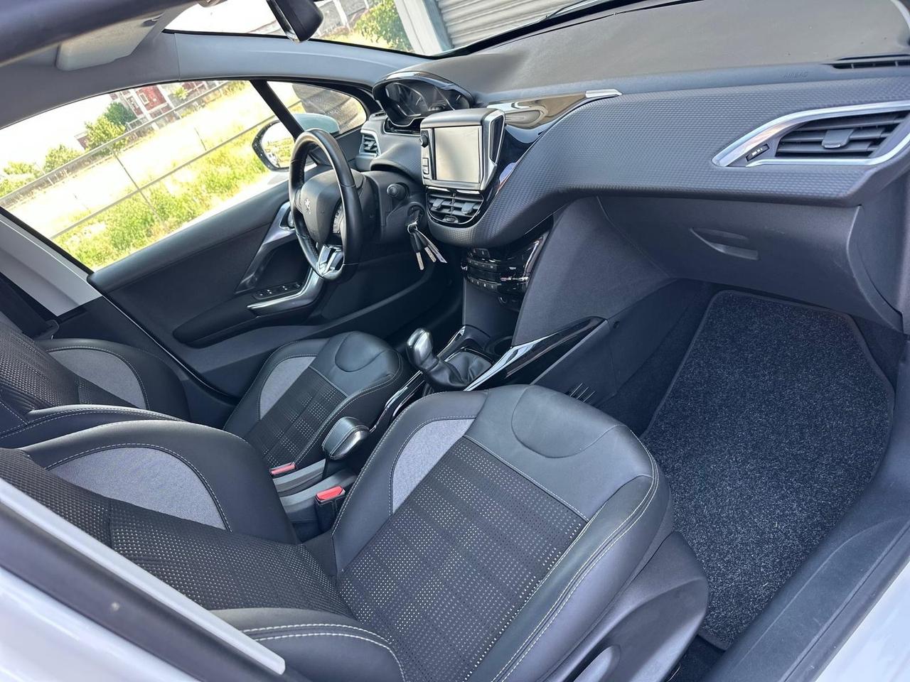 Peugeot 2008 BlueHDi 100 GT Line