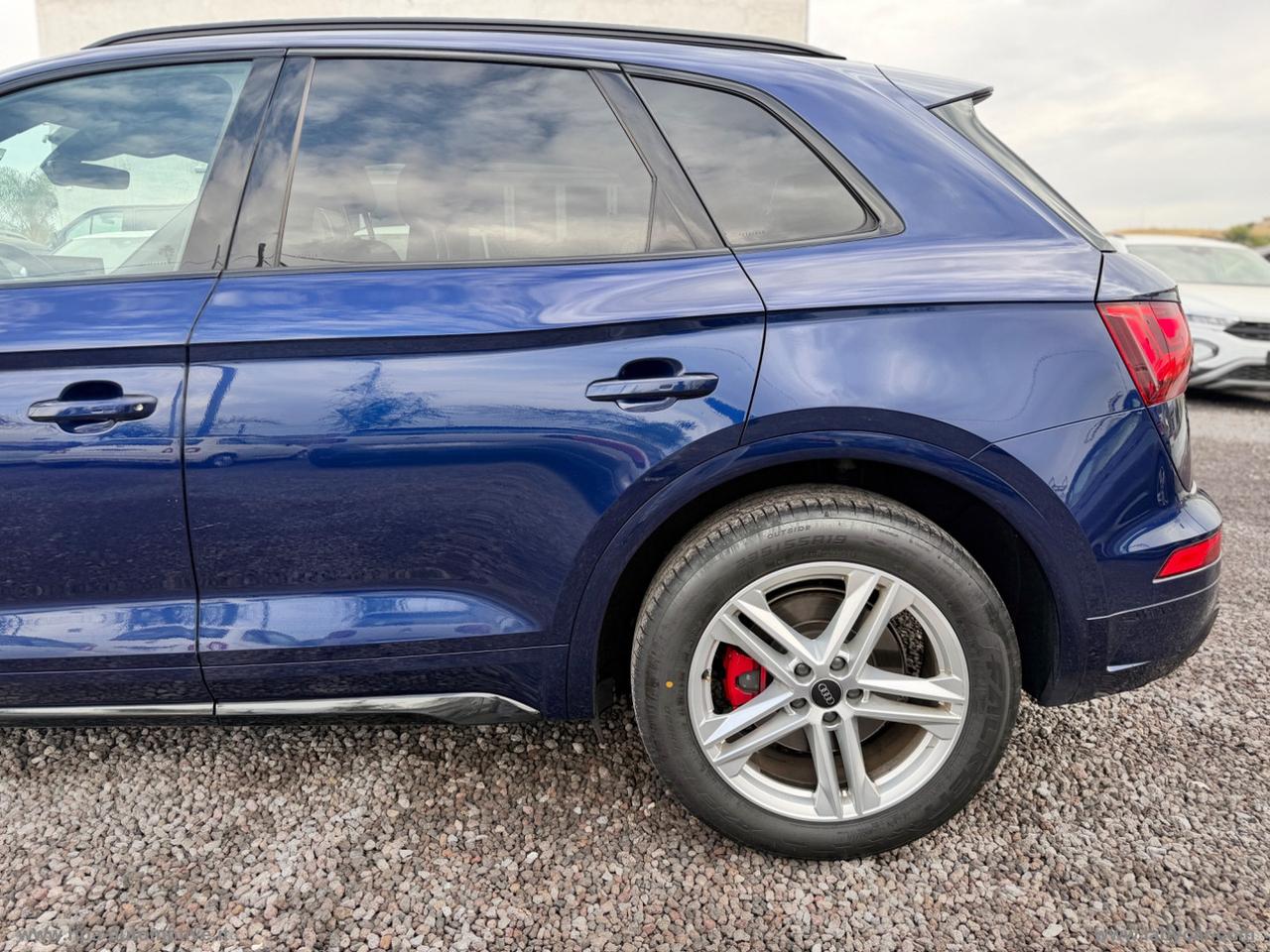 AUDI Q5 2.0TDI mild hybrid S-tronic S-line FULL LED PELLE NAVI BLACK EDITION CARPLAY
