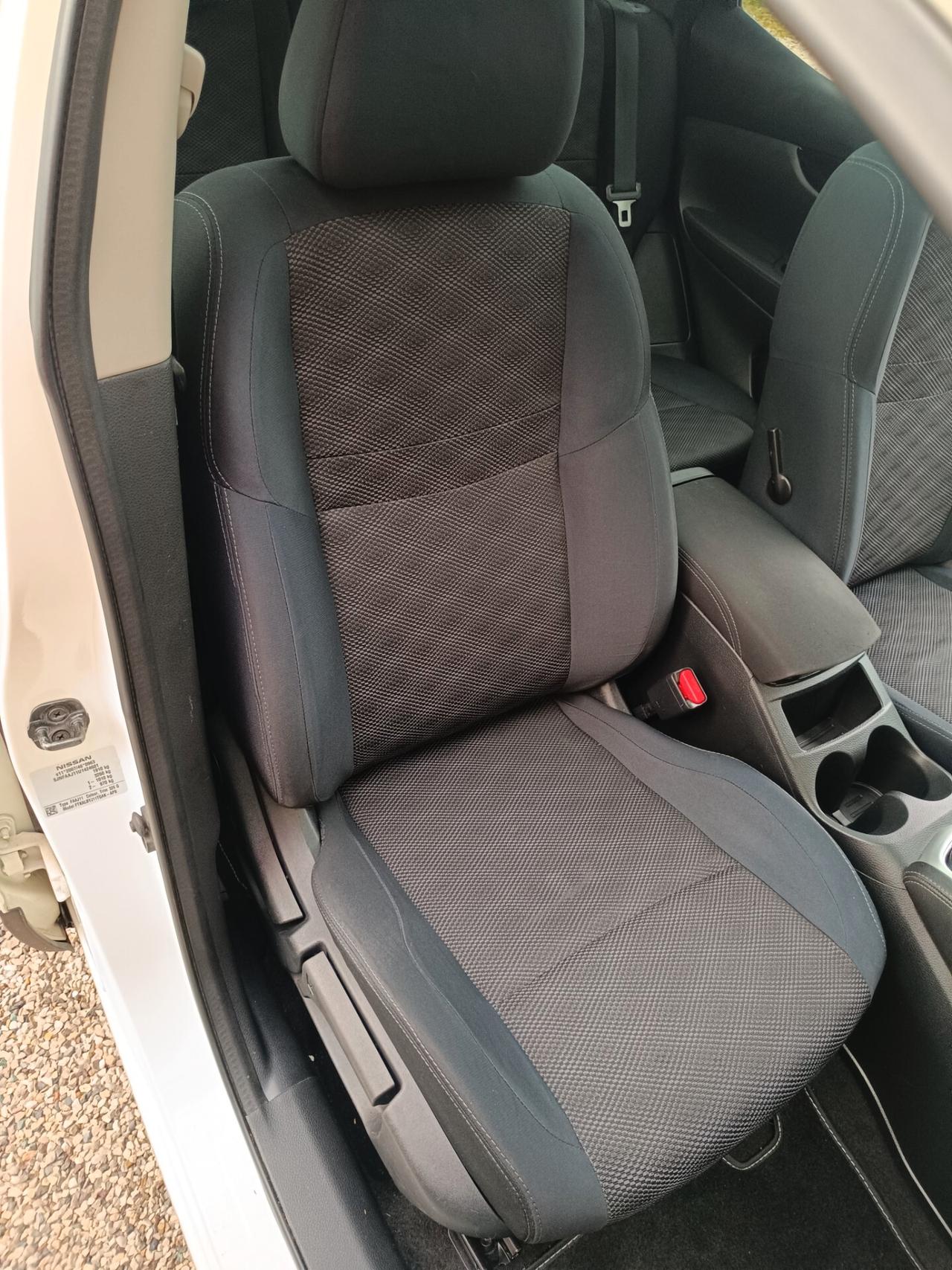 Nissan Qashqai 1.5 dCi 2WD 360