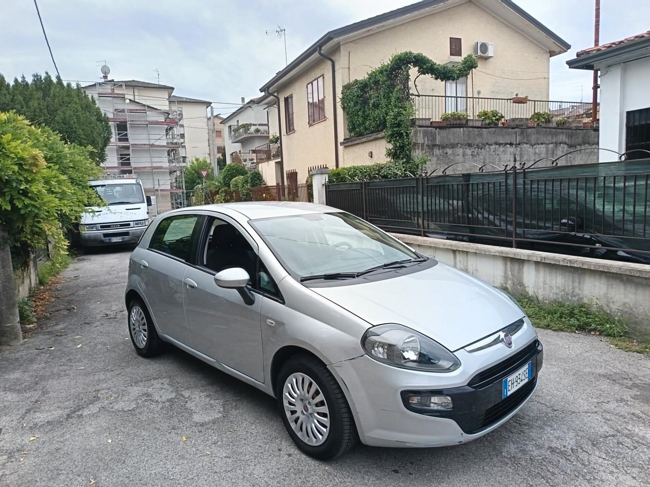 Fiat Punto Evo 1.2 5 porte 2011 ok neo patente ok neo patente