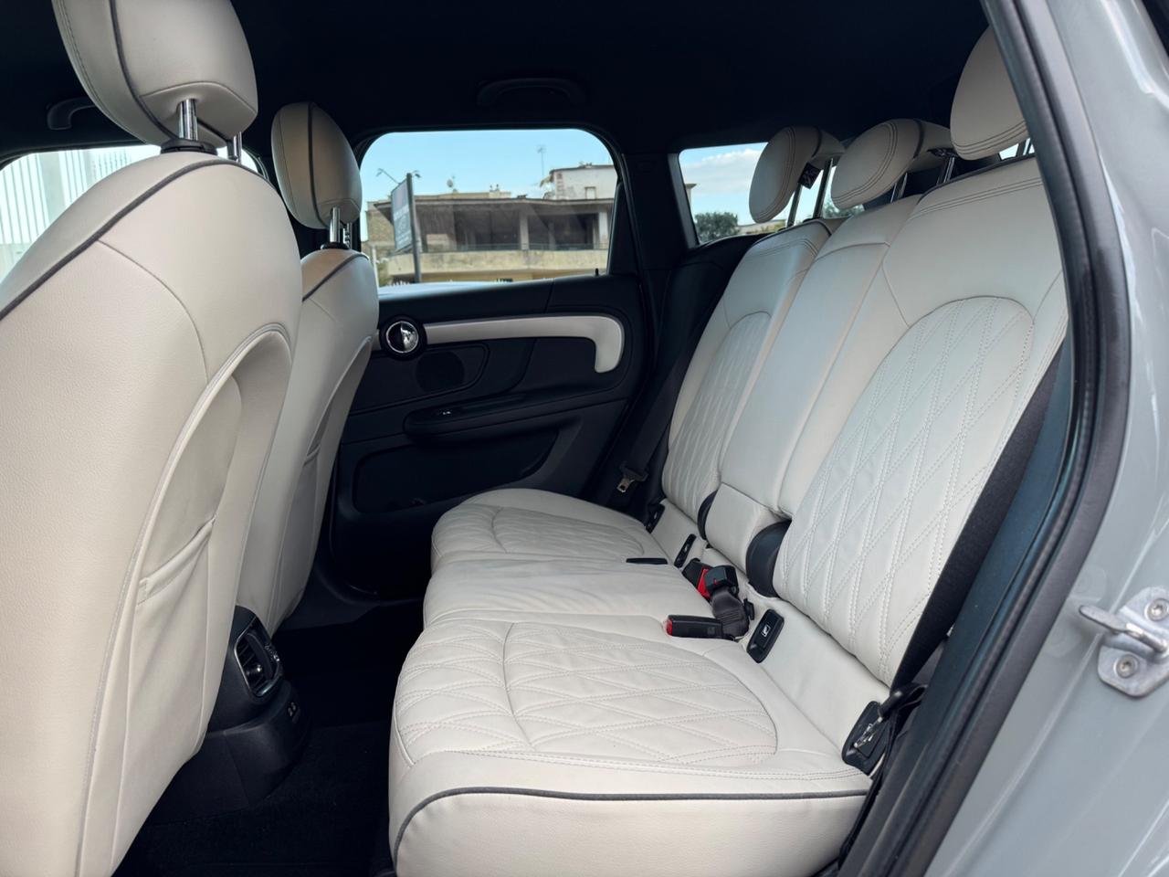 Mini Countryman 2.0 Cooper D NAVI/PELLE FARI LED