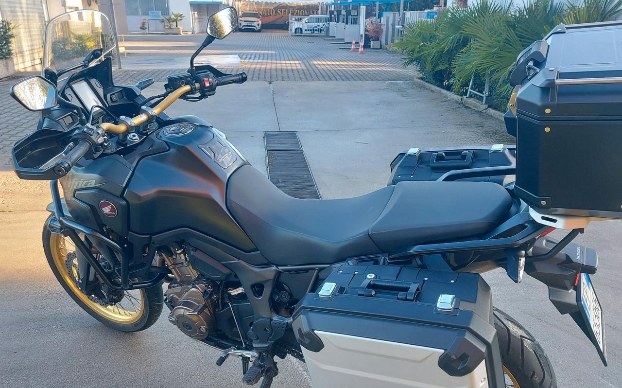 Honda CRF1000L Africa Twin - Passaggio incluso