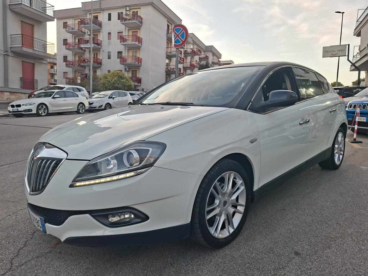 Lancia Delta 1.6 MJT Platino * Pelle e Alcantara * Garantita 12 Mesi