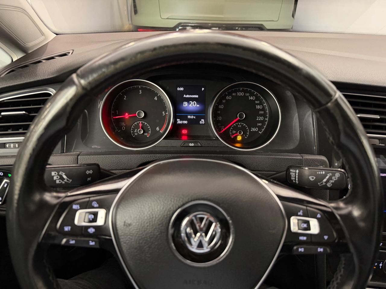 Golf Variant 1.6 TDI 115 CV DSG Executive BlueMotion Tech.