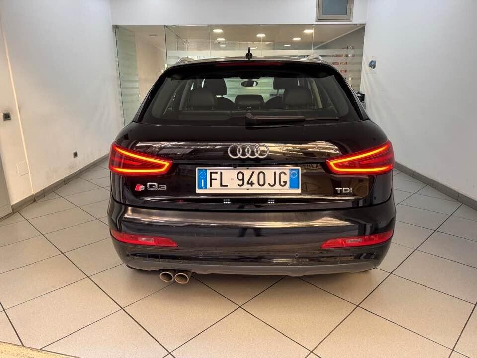 Audi Q3 2.0 TDI 140/CV S-Line 2014