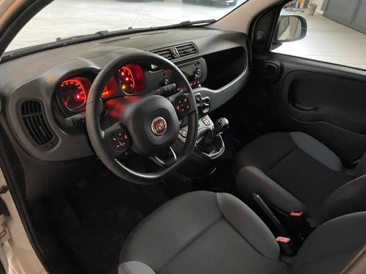 FIAT PANDA 1.2 LOUNGE 69CV - NEOPATENTATI