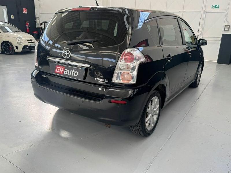 Toyota Corolla Corolla Verso 2.2 16V D-4D DPF MY'08