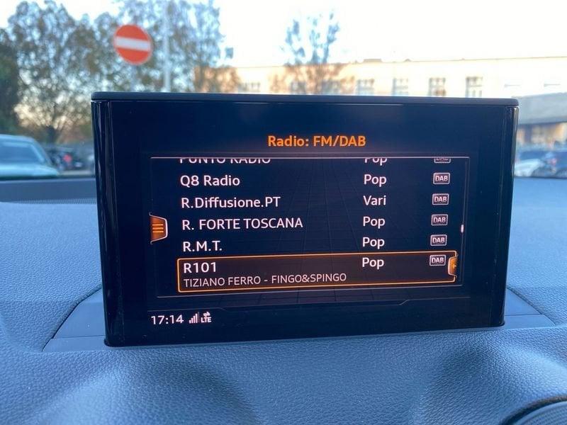 Audi Q2 35 2.0 tdi Identity Black quattro 150cv s-tronic my20