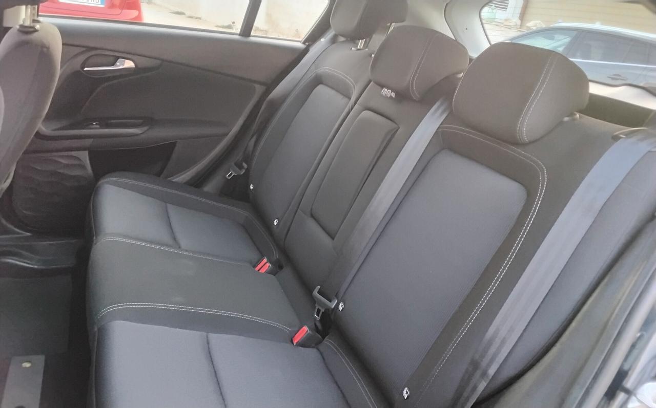 Fiat Tipo 1.6 Mjt S&S 5 porte S-Design