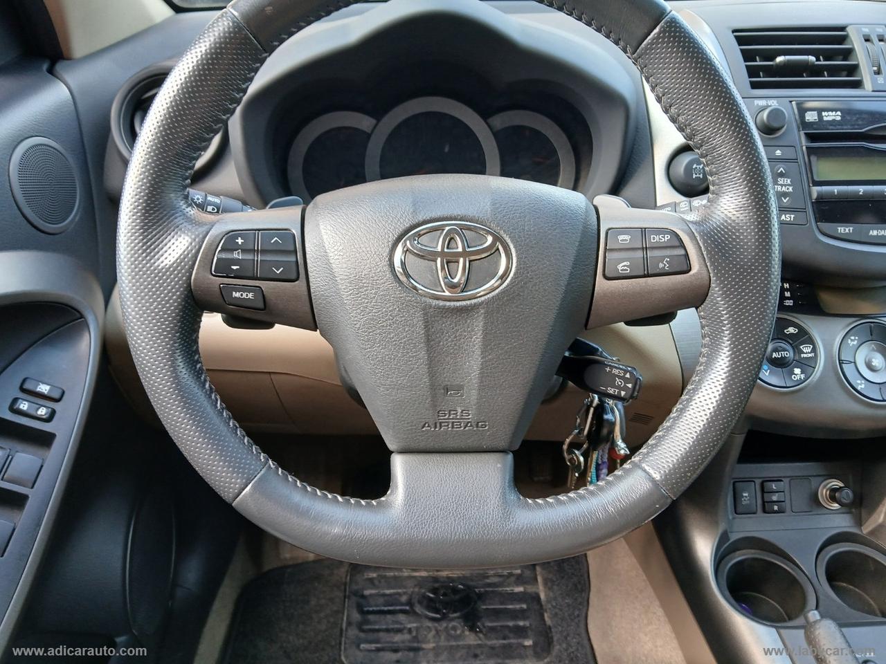 TOYOTA RAV4 Crossover 2.2 D-Cat A/T 150CV