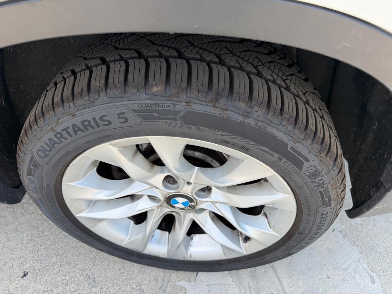 BMW X1 XDRIVE 18d 4x4 143CAVALLI - MANUALE 2014