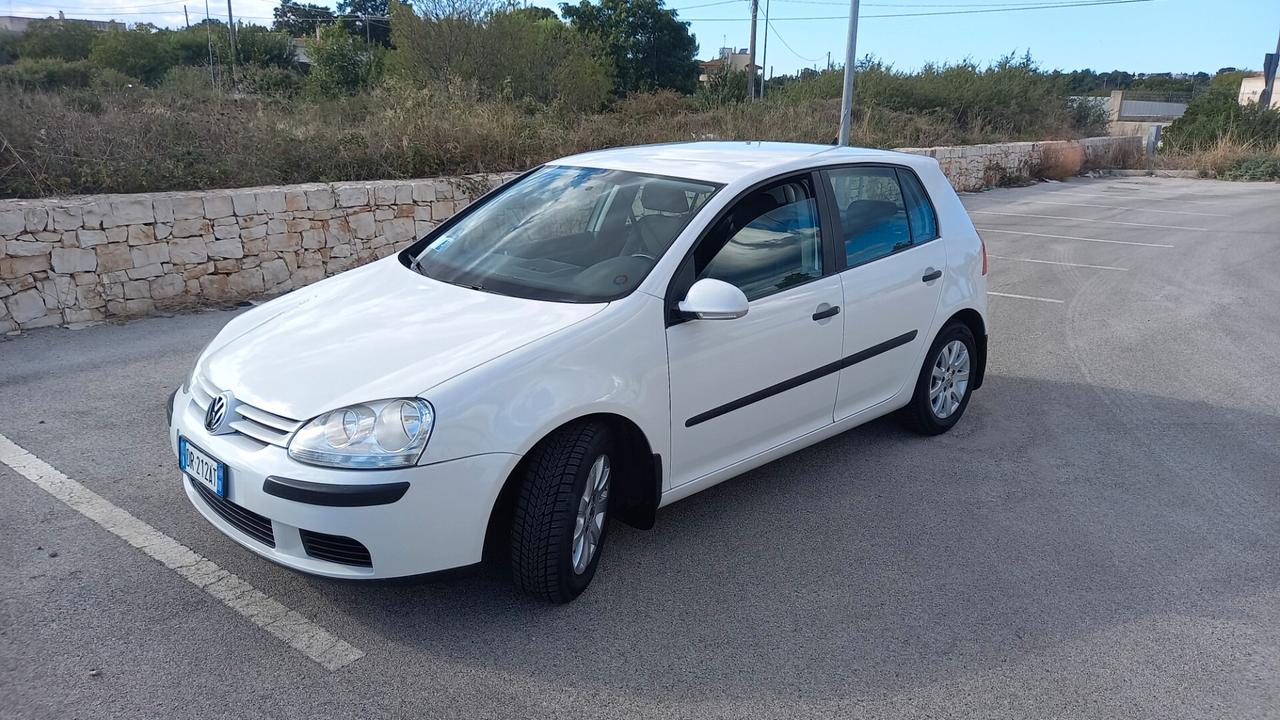 Volkswagen Golf 1.6 5p. Comfortline