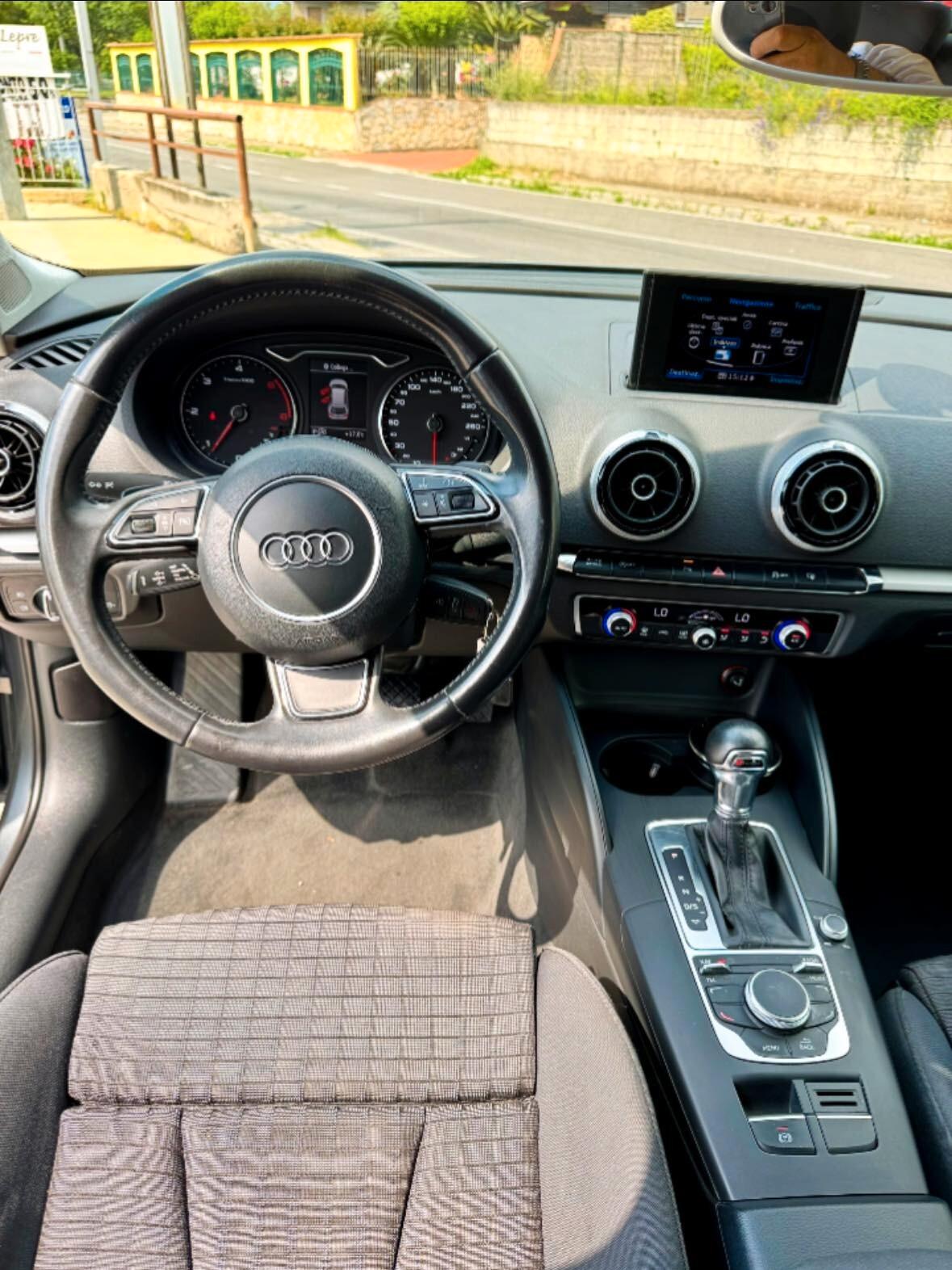 Audi A3 SPB 1.6 TDI clean diesel S tronic Ambition