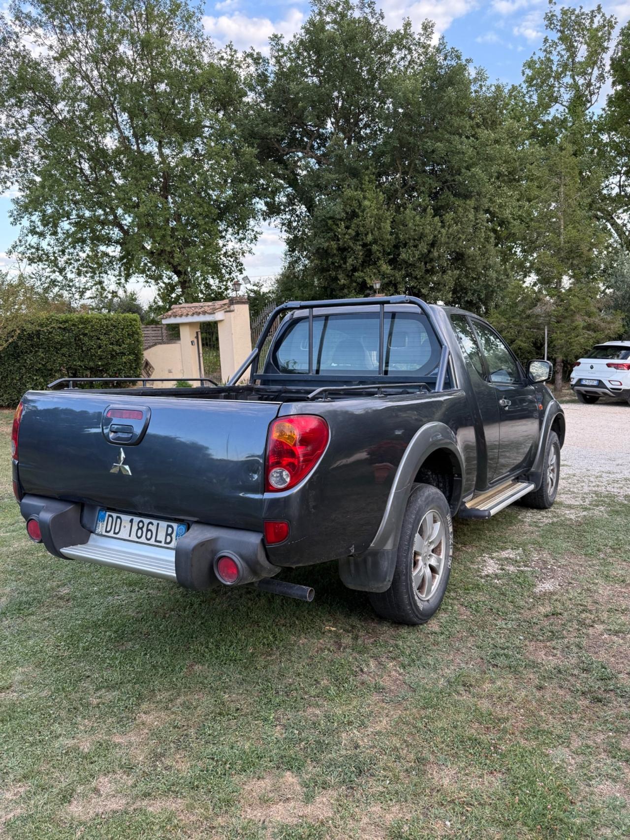 Mitsubishi L200 2.5 DI-D/136CV Single Cab Inform