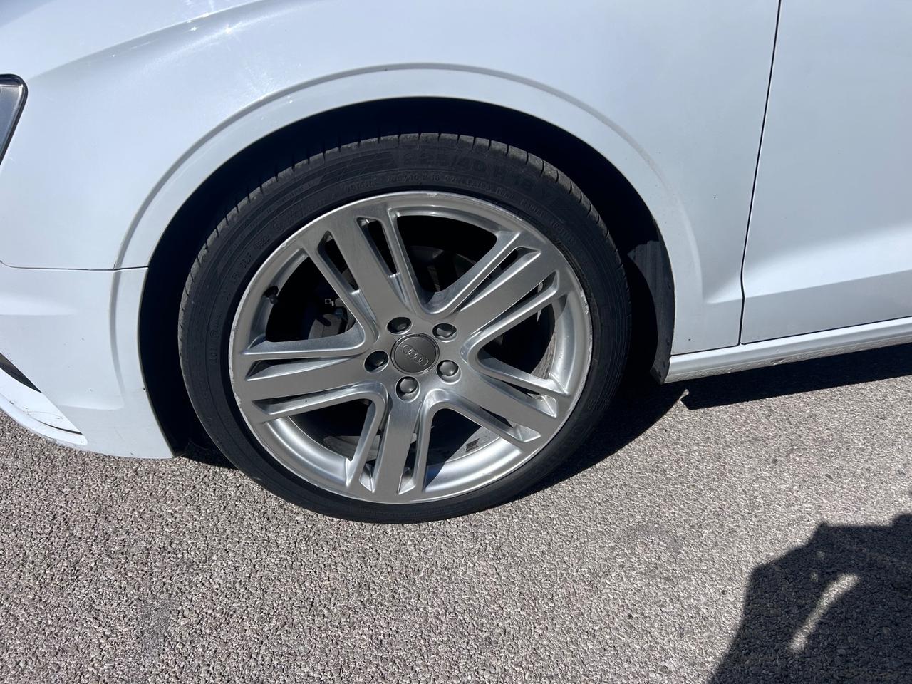 Audi A3 Sedan 2.0 TDI clean diesel Ambition