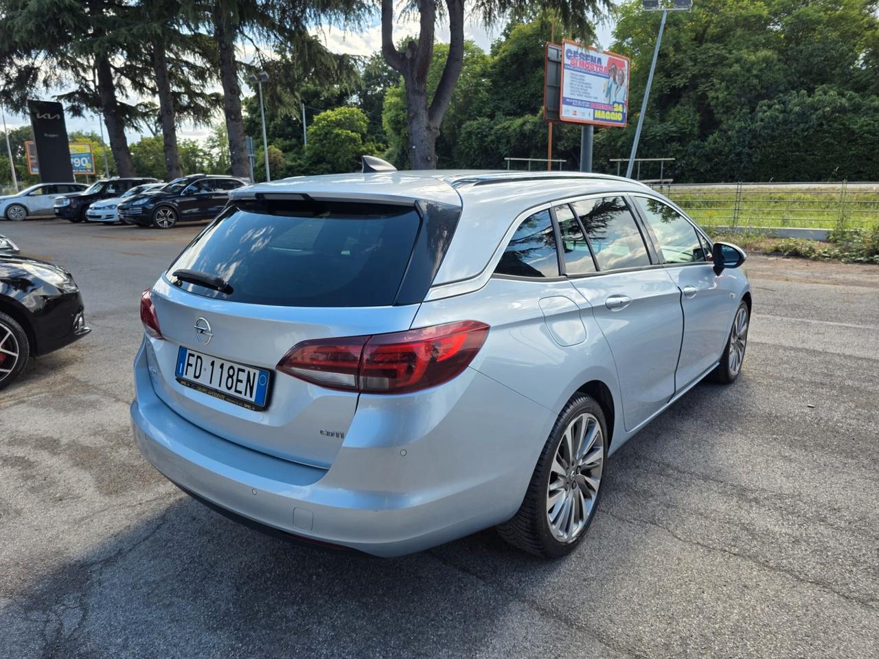 Opel Astra 1.6 CDTI 136CV EcoFLEX S&S Sports Tourer Cosmo