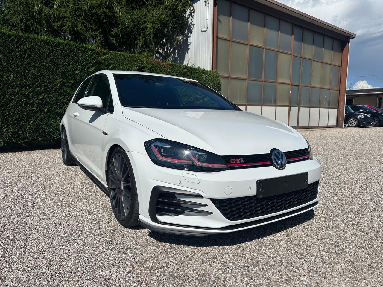 Volkswagen Golf GTI Performance 2.0 245 CV TSI DSG 3p. BMT