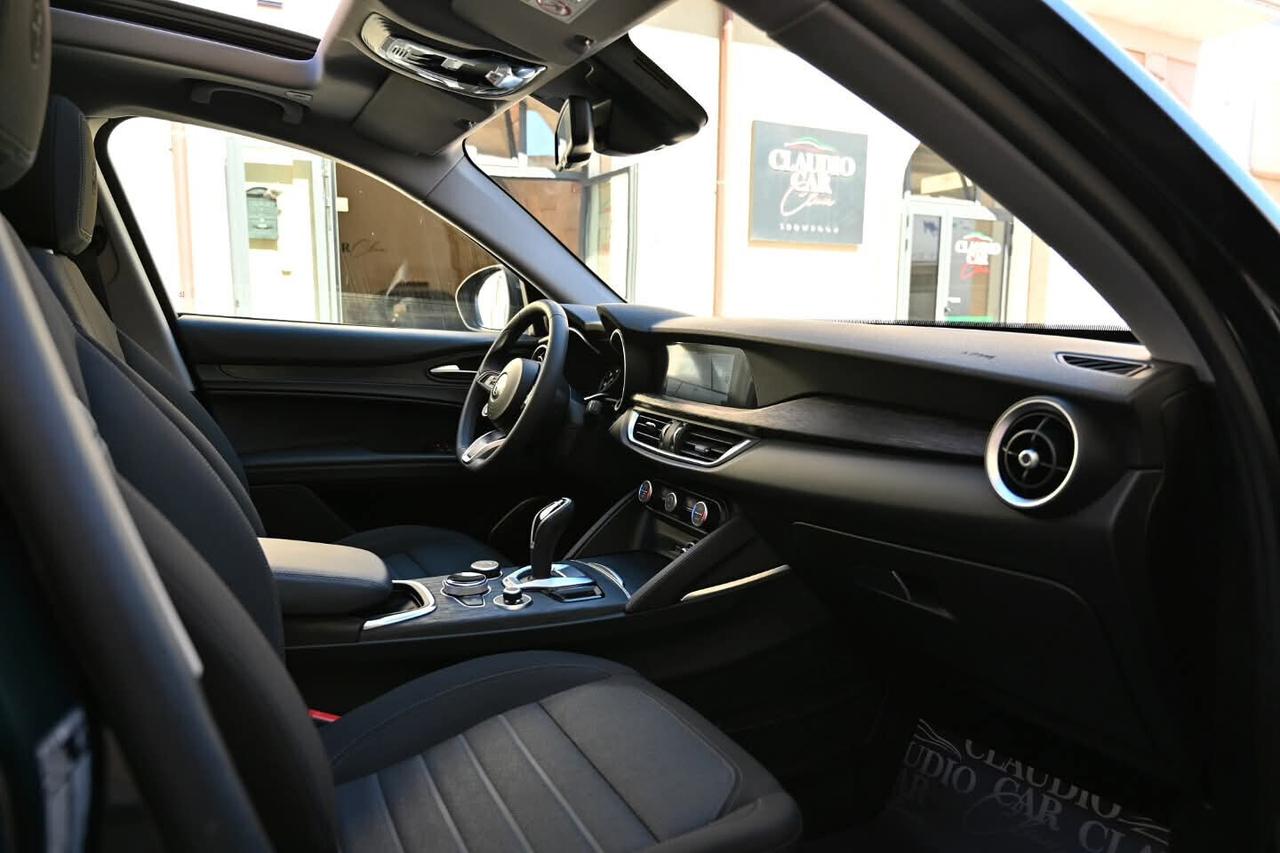 Alfa Romeo Stelvio 2.2 Turbodiesel 190 CV AT8 Q4 Tetto