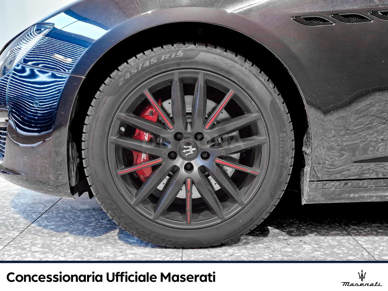Maserati Ghibli 3.0 v6 ds ribelle black 275cv auto