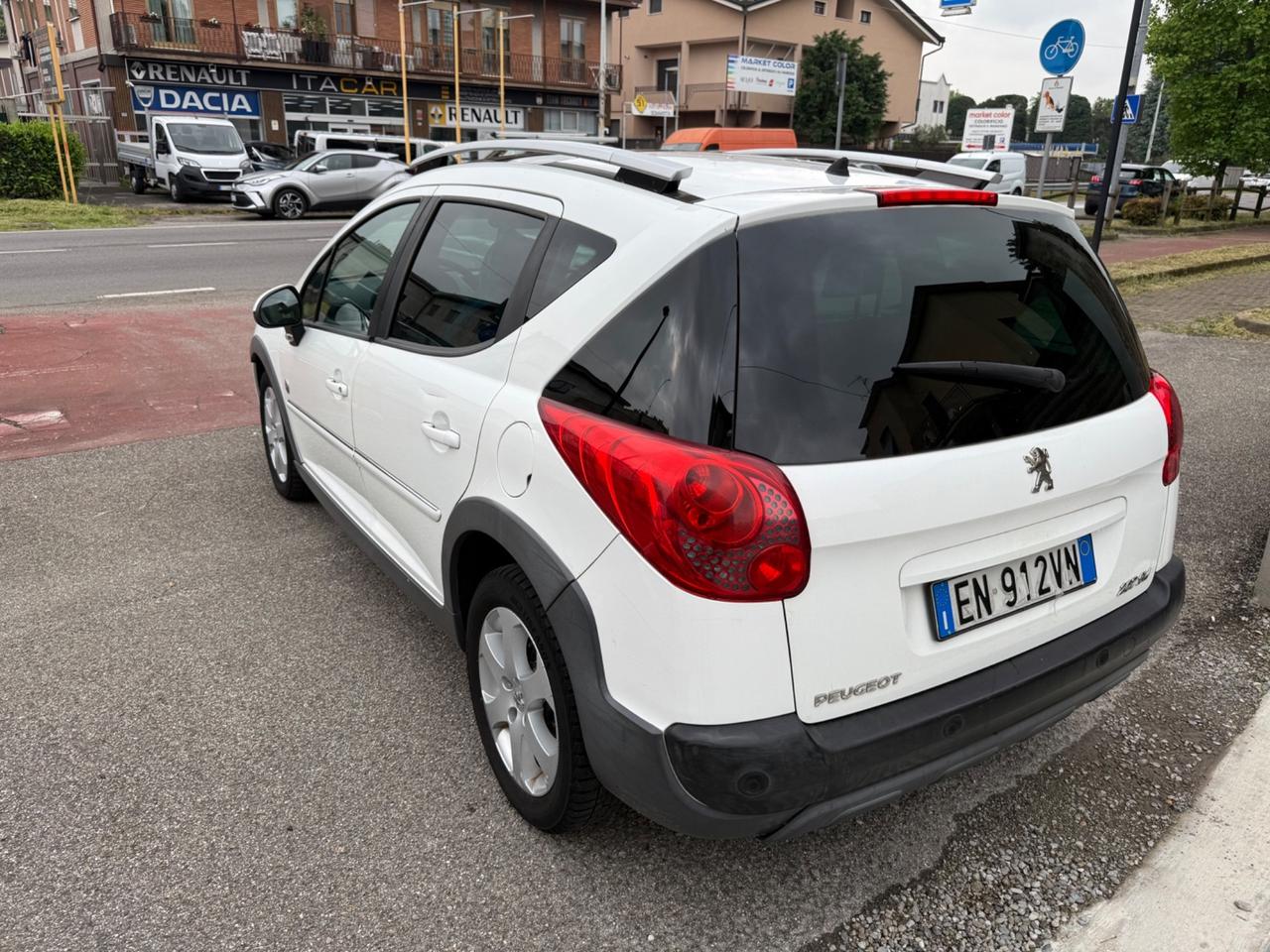 Peugeot 207 1.6 8V HDi 112CV allure