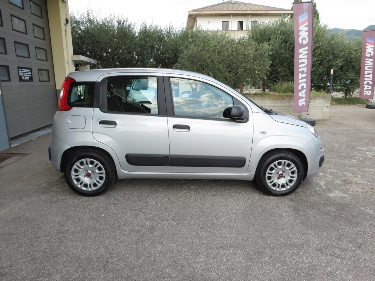 Fiat Panda 1.2 Lounge easypower Gpl 69cv. km 26.000!