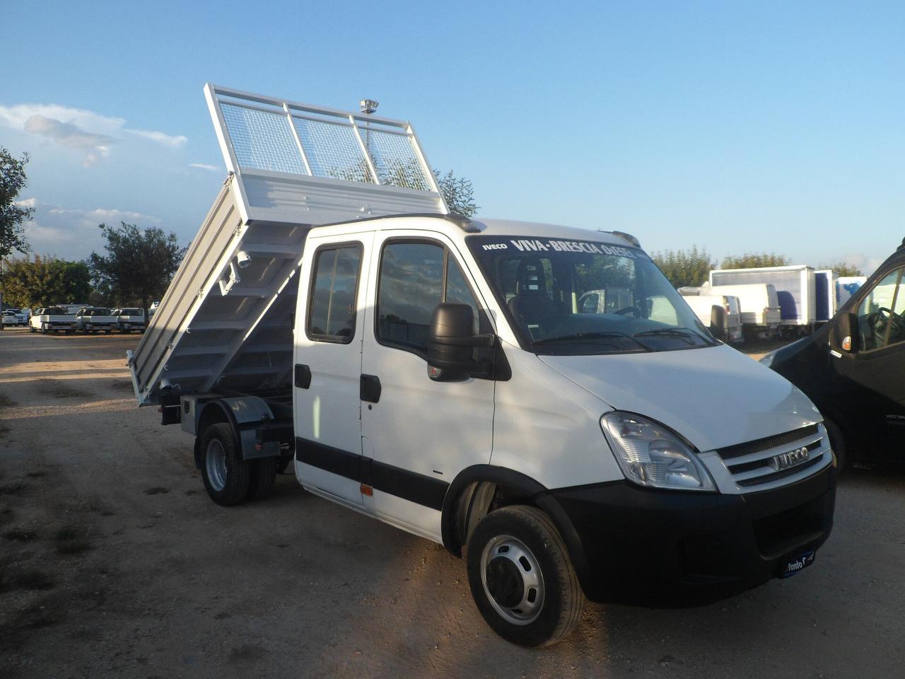 Iveco Daily 35c12 doppia cabina ribaltabile trilaterale