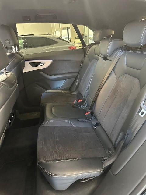 Audi Q8 50 3.0 tdi mhev S-line Edition