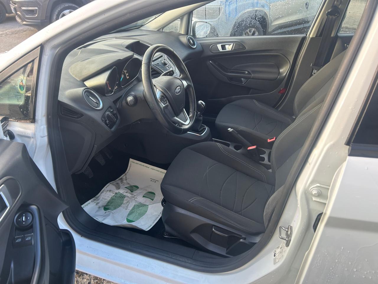 Ford Fiesta Ikon 1.4 TDCi 70CV 5 porte