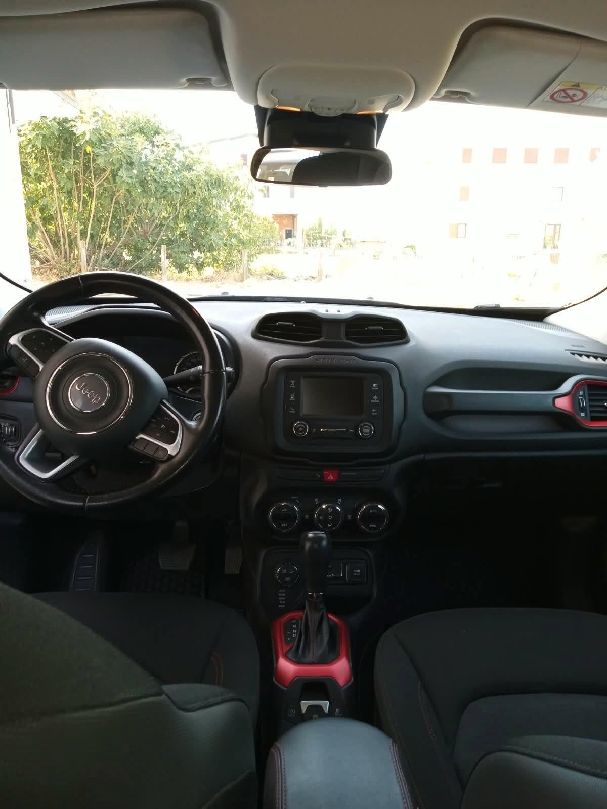 Jeep Renegade 2.0 Mjt 170CV 4WD Active Drive Low Trailhawk