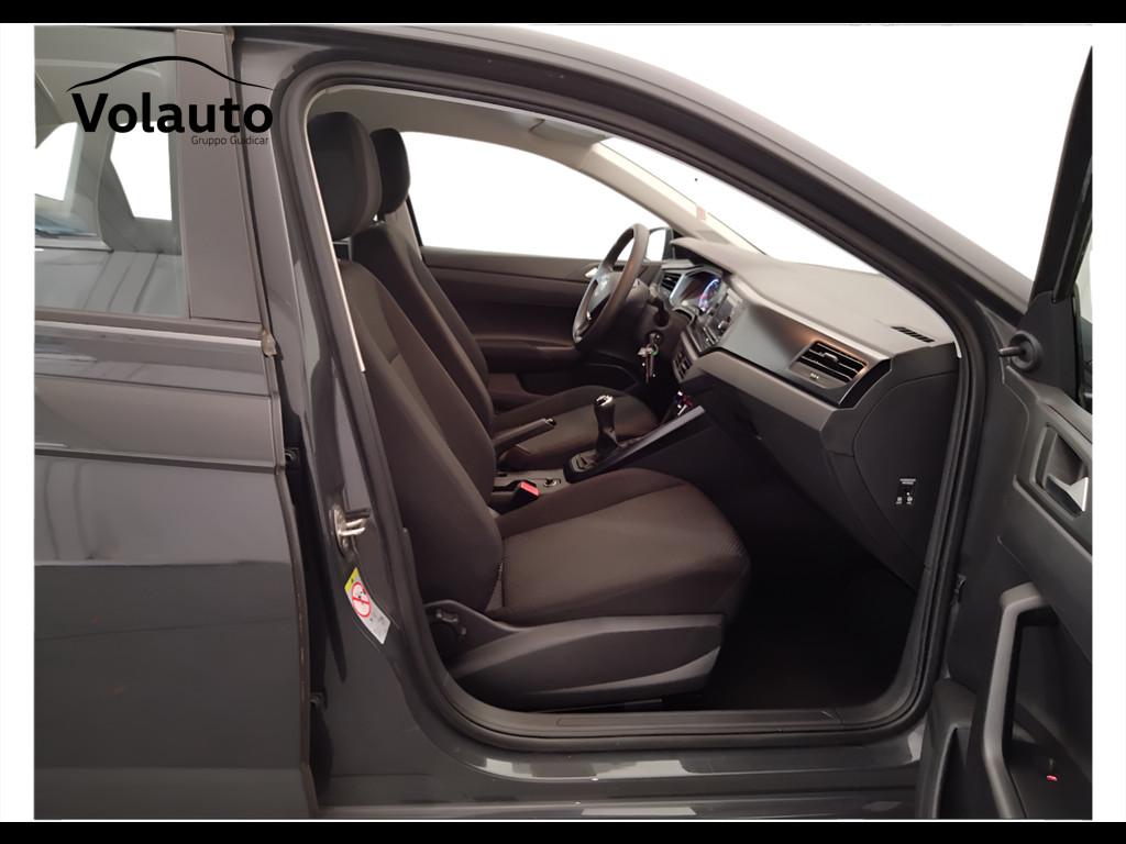VOLKSWAGEN Polo VI 2017 - Polo 5p 1.0 mpi Trendline 65cv