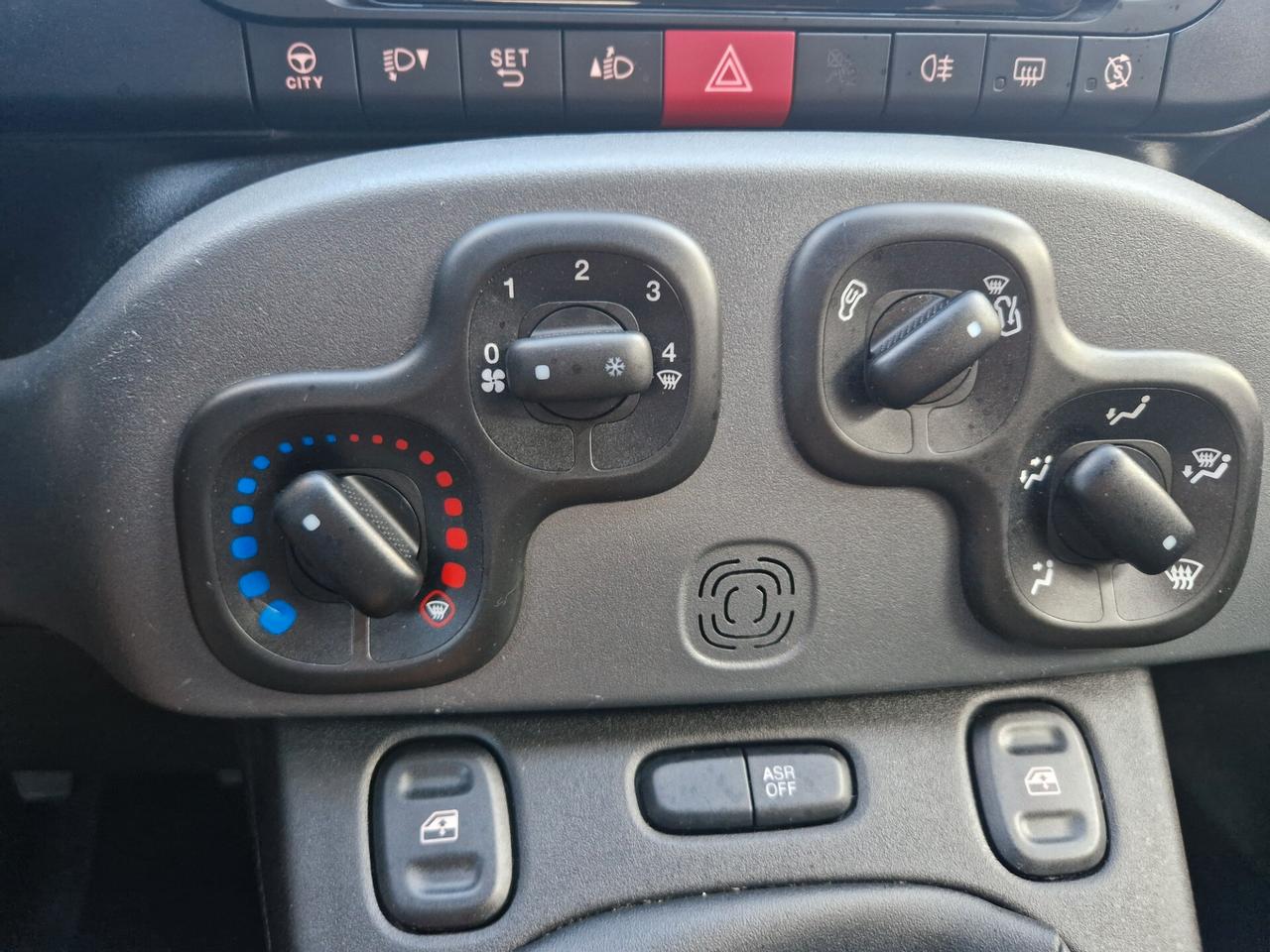Fiat Panda 1.0 70CV Ibrida "47.200 km" Bluetooth, Start&Stop