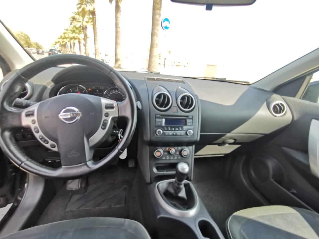 Nissan Qashqai 1.5 dCi DPF Tekna 2011