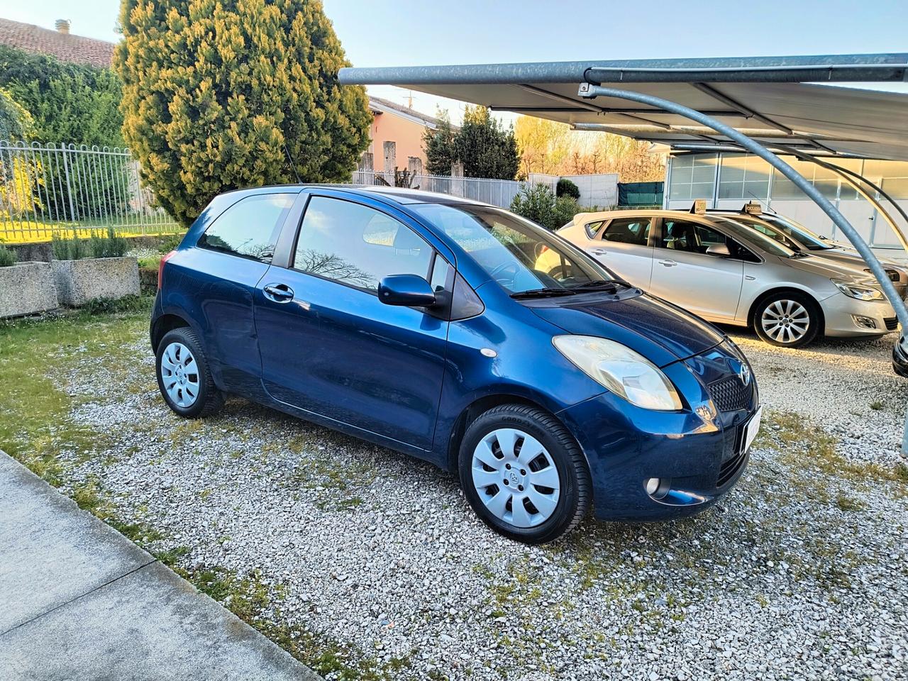 Toyota Yaris 1.0 3p Benzina