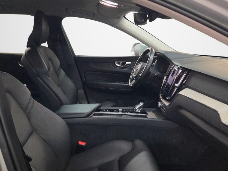VOLVO XC60 (2017-->) XC60 B4 (d) automatico Plu...