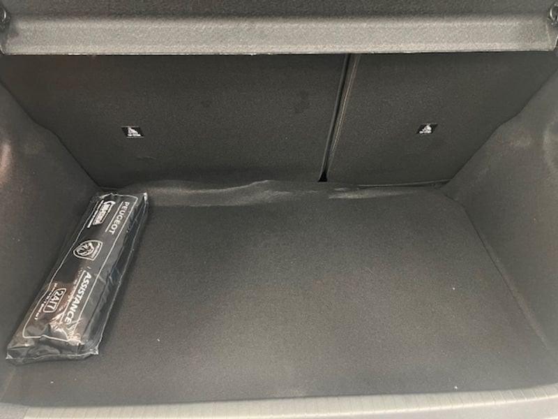 Peugeot 208 5P - STYLE Hybrid 110 E-DCS6