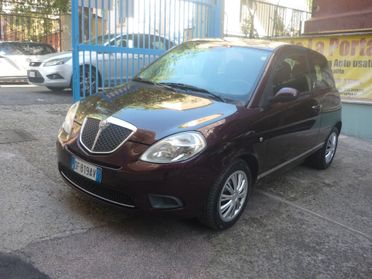 Lancia Ypsilon 1.2 Oro Giallo