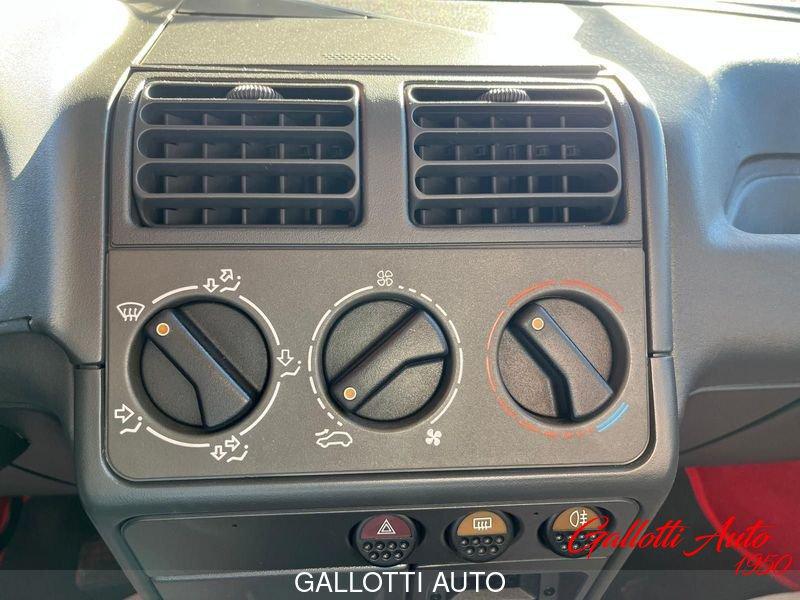 Peugeot 205 1.9 3 porte GTI - auto restaurata
