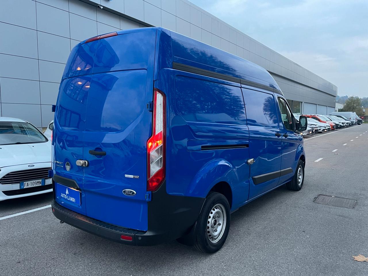 Ford Transit Custom 300 .20 tdci MHEV 170cv Trend L2H1 E6.2