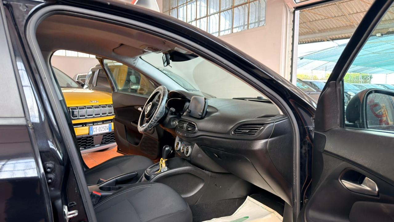 Fiat Tipo 1.5 Hybrid DCT SW