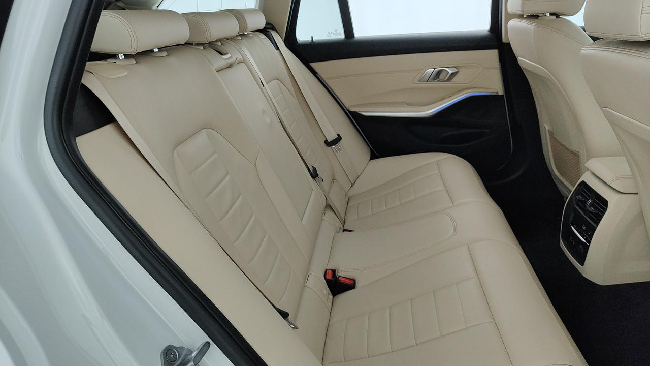 BMW BMW - BMW 320d Touring mhev 48V Luxury auto