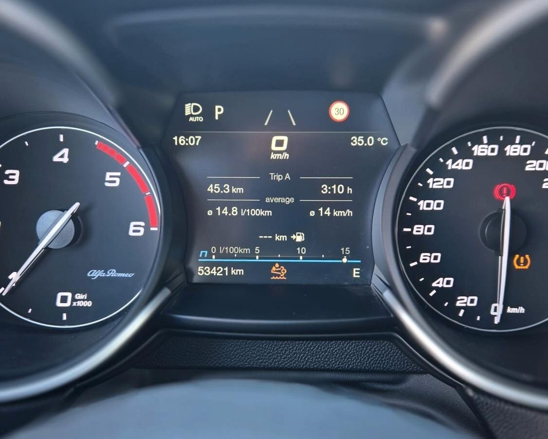 Alfa Romeo Stelvio 2.2 t Veloce Q4 210CV auto Pelle Led Clima Radar