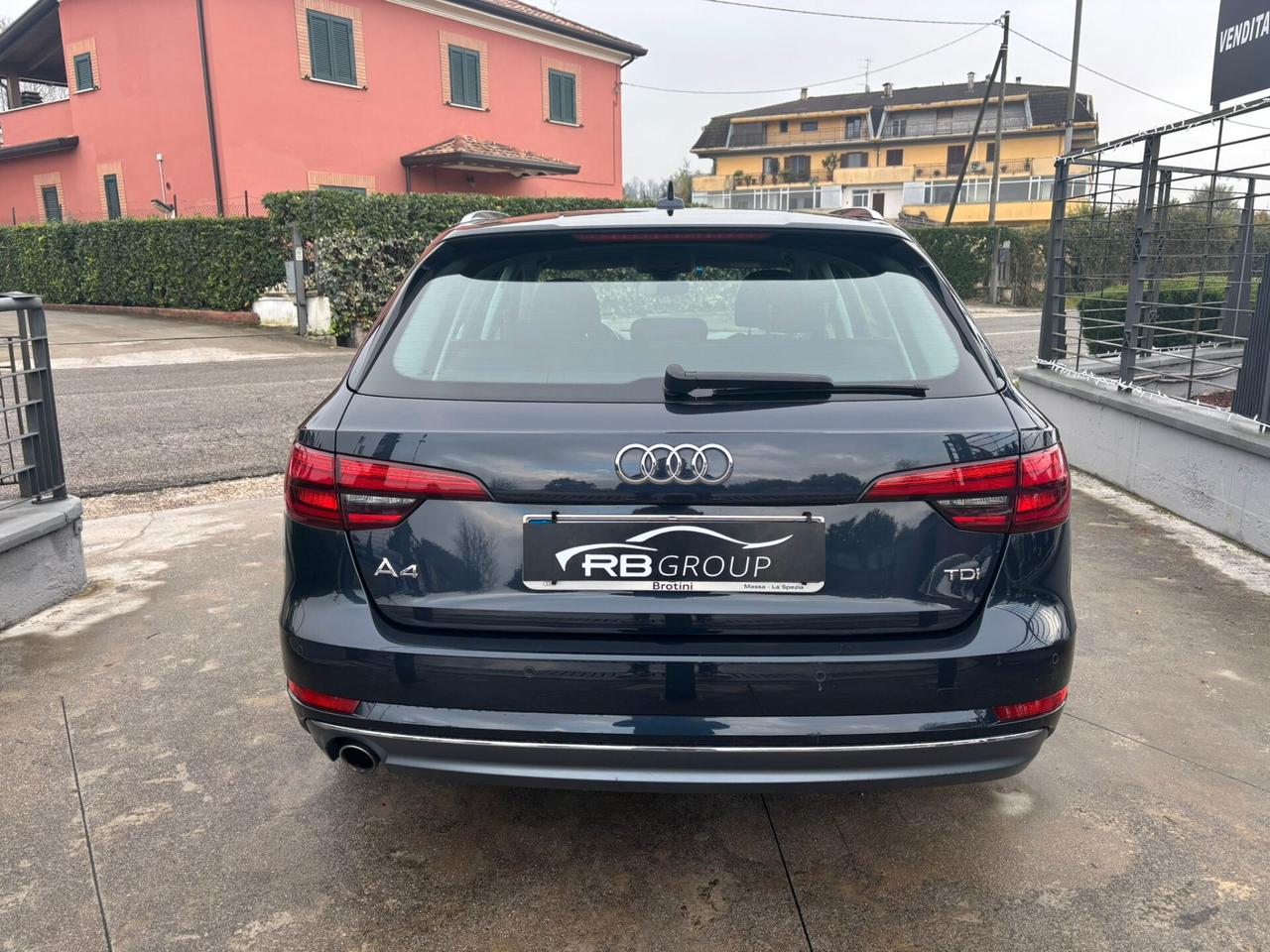 Audi A4 2.0 TDI 150 CV ultra S tronic Business Sport