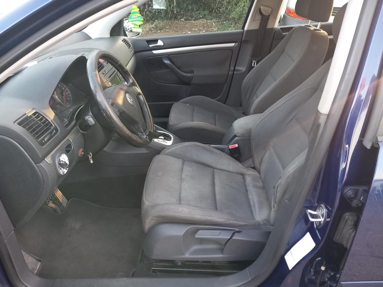 Volkswagen Golf 2.0 16V TDI 5p. Sportline