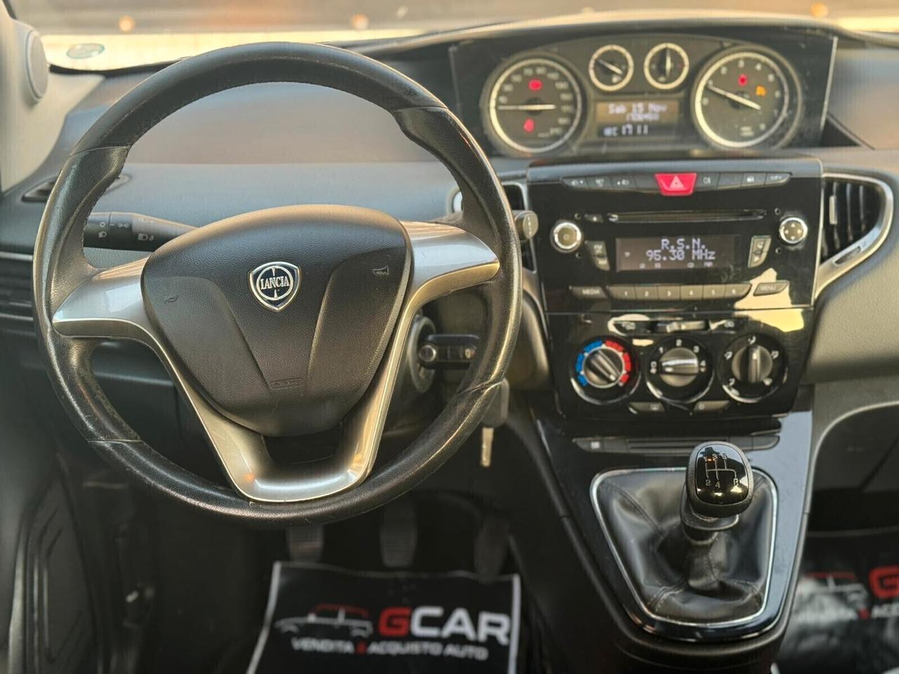 Lancia Ypsilon 1.2 69 CV 5 porte S&S Gold