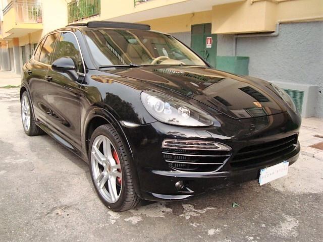 Porsche Cayenne 3.0 Diesel cert Porsche Service