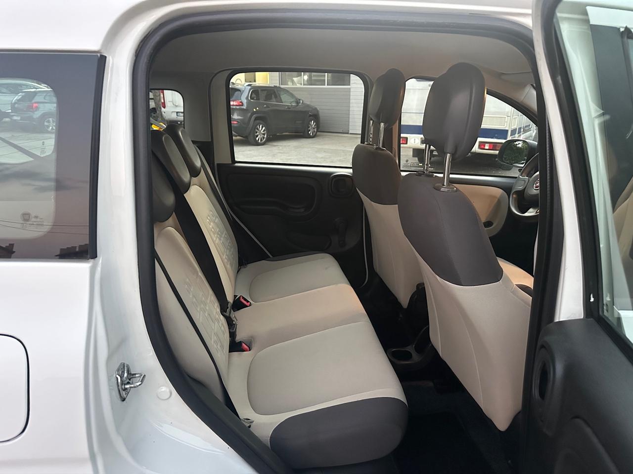 Fiat Panda 0.9 TwinAir Turbo Natural Power Lounge