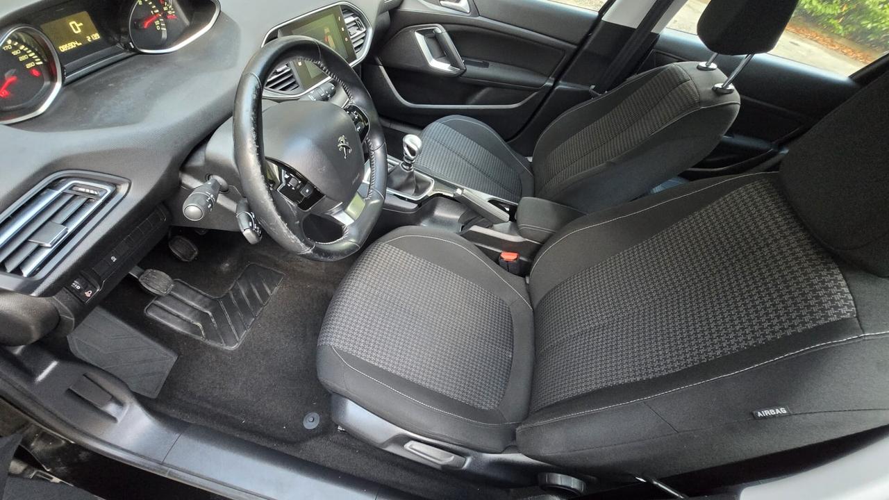 Peugeot 308 BlueHDi 130 S&S SW GT Line