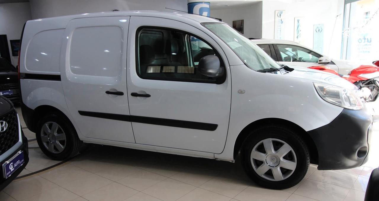 Renault Kangoo 1.5dCi 110CV ExpressMaxi PERMUTO